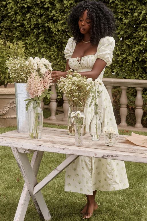 House of CB Tallulah - Robe mi-longue ivoire à fleurs et manches bouffantes N888H561 vêtements